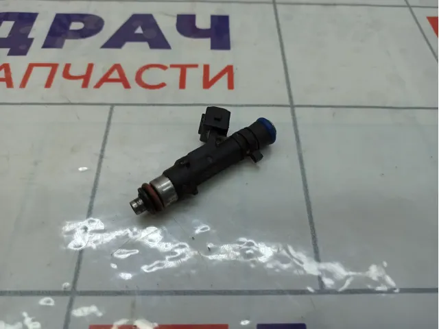 Форсунка инжекторная Renault Logan 8200227124