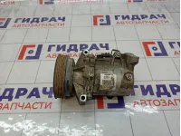 Компрессор системы кондиционирования Renault Logan 8201025121