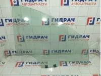 Стекло двери передней правой Renault Logan 803004700R