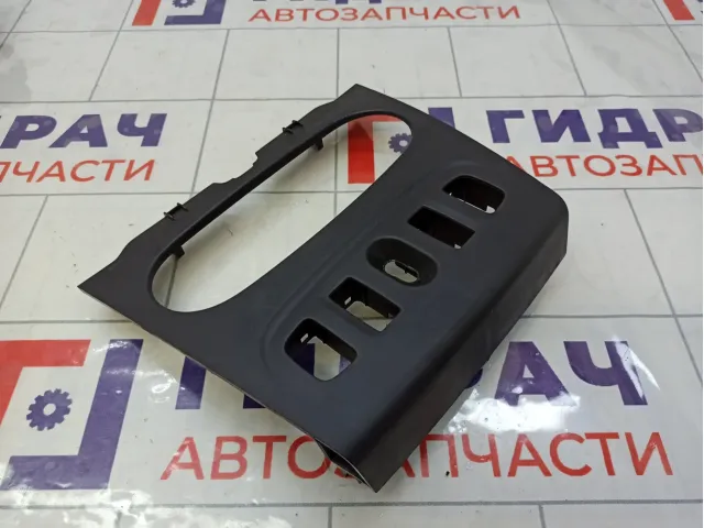 Накладка блока управления печкой (отопителем) Renault Logan 275009384R