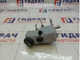 Цилиндр тормозной главный Renault Logan 460111938R