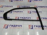 Уплотнитель стекла заднего правого Renault Logan 823306177R