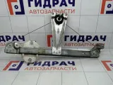 Стеклоподъемник механический задний левый Renault Logan 827217198R