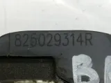 Замок двери задней правой Renault Logan 825025545R