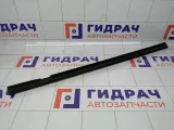 Уплотнитель стекла заднего правого Renault Logan 823306224R