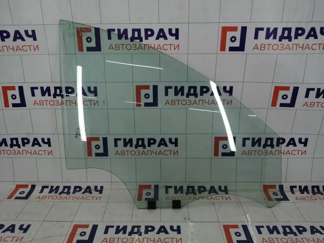 Стекло двери передней правой Renault Logan 803004700R