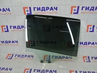 Стекло двери задней правой Renault Logan 823008827R