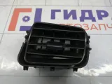 Дефлектор воздушный правый Renault Logan 687501077R