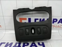 Накладка блока управления печкой (отопителем) Renault Logan 275009384R