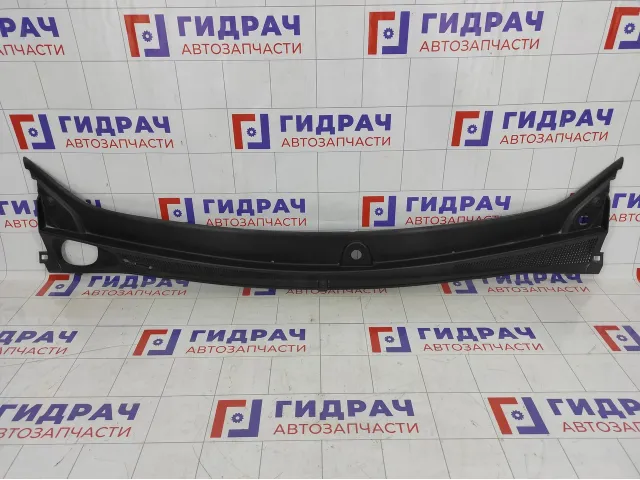 Решетка под лобовое стекло (Жабо) Renault Logan 668115673