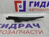 Накладка решетки стеклоочистителя правая Renault Logan 668223701R
