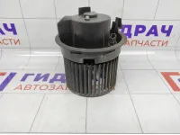 Моторчик отопителя (печки) Renault Logan 272100975R