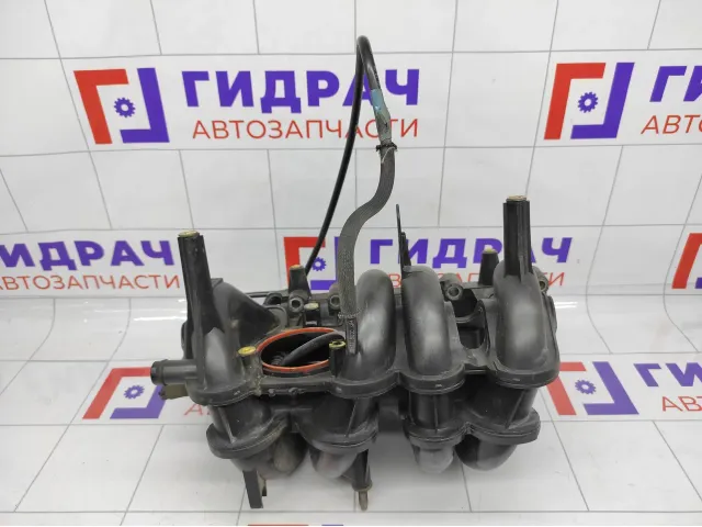 Коллектор впускной Renault Logan 140035357R