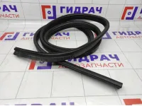 Уплотнитель двери (крышки) багажника Renault Logan 908308888R