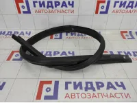 Уплотнитель двери на кузов левый Renault Logan 768617354R