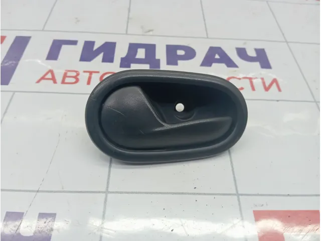 Ручка двери внутренняя левая Renault Logan 806717698R