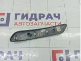Накладка ручки внутренней передняя левая Renault Logan 809548085R