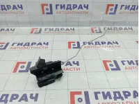 Замок двери задней правой Renault Logan 825024490R