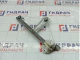 Стеклоподъемник механический задний правый Renault Logan 827202131R