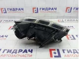 Фара правая Renault Logan 260106223R
