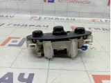 Блок управления отопителем (печкой) Renault Logan 275100922R