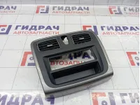 Рамка магнитолы Renault Logan 682604797R