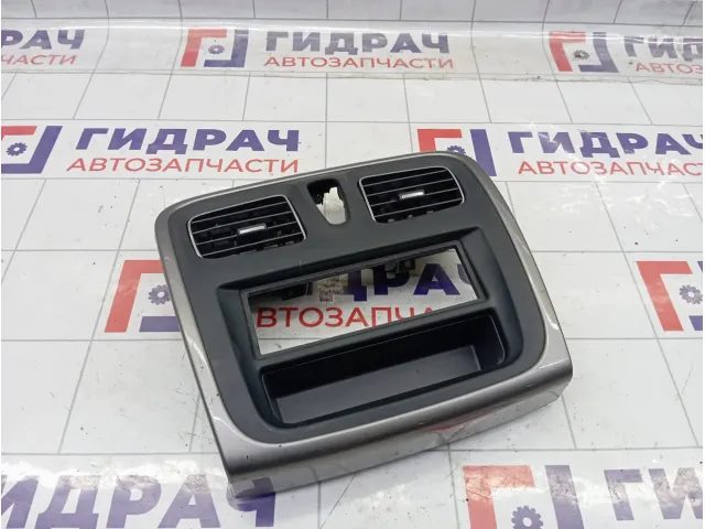 Рамка магнитолы Renault Logan 682604797R