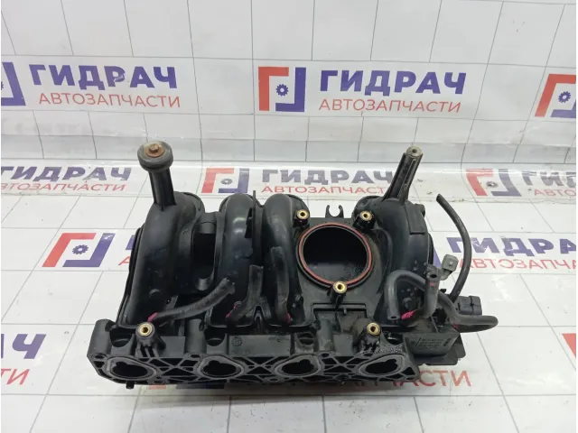 Коллектор впускной Renault Logan 140035357R