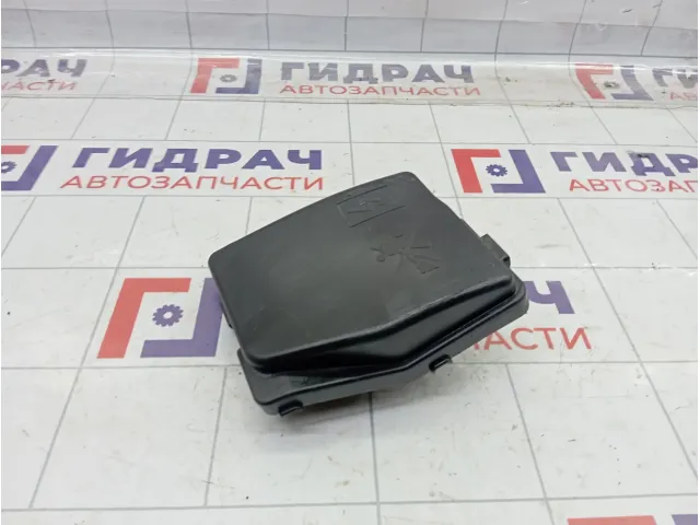 Крышка блока предохранителей Renault Logan 243828894R