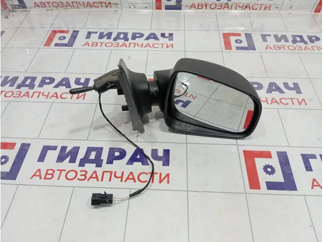 Зеркало механическое правое Renault Logan 963019530R