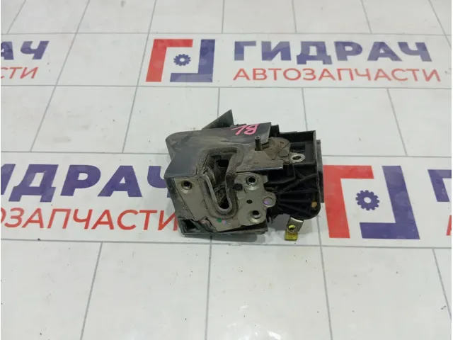 Замок двери задней левой Renault Logan 825035141R