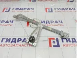 Стеклоподъемник механический задний левый Renault Logan 827217198R