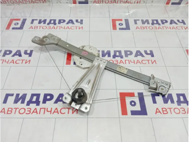 Стеклоподъемник механический задний левый Renault Logan 827217198R