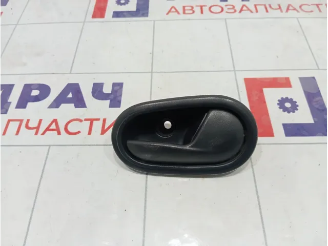 Ручка двери внутренняя правая Renault Logan 826721919R
