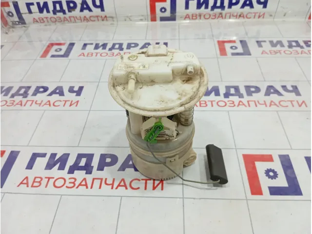 Насос топливный Renault Logan 172022377R