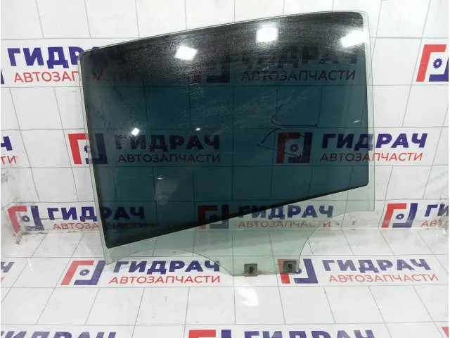 Стекло двери задней левой Renault Logan 823019594R