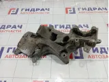 Кронштейн генератора Renault Logan 8200941114