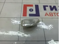 Повторитель на крыло правый Renault Logan 261601801R