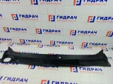 Решетка под лобовое стекло (Жабо) Renault Logan 668115673R