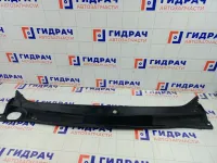Решетка под лобовое стекло (Жабо) Renault Logan 668115673R