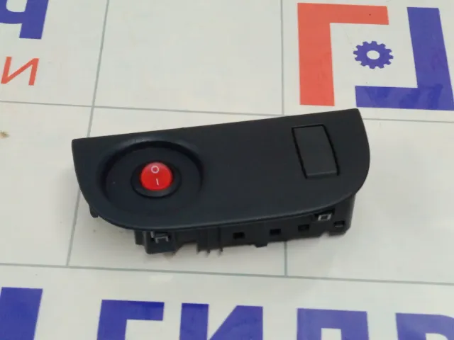Накладка торпедо Renault Logan 684934791R