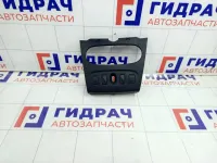 Накладка торпедо Renault Logan 275009384R