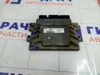 Блок управления двигателем Renault Logan 237104779R