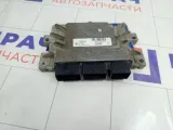 Блок управления двигателем Renault Logan 237104779R