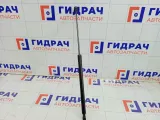 Амортизатор капота Renault Logan 654713274R