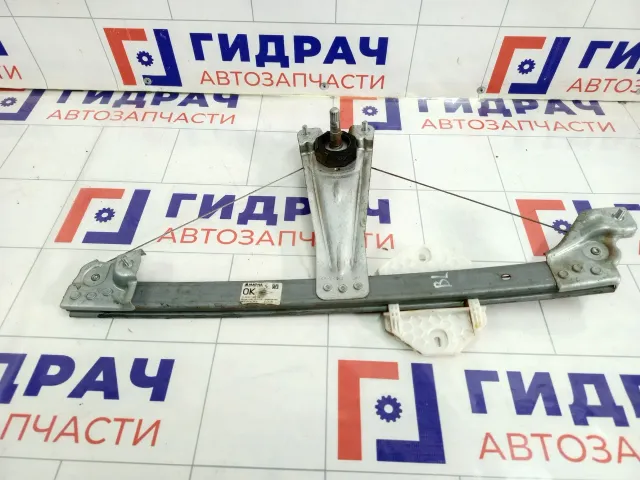 Стеклоподъемник механический задний левый Renault Logan 827217198R
