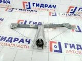 Стеклоподъемник механический задний правый Renault Logan 827202131R