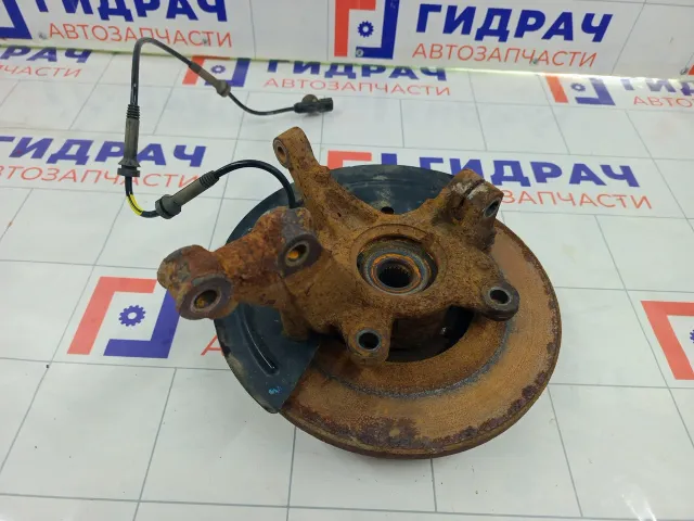 Кулак поворотный передний правый Renault Logan 400141668R