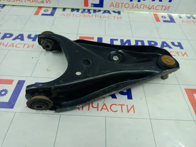 Рычаг передний правый Renault Logan 545001225R