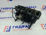 Коллектор впускной Renault Logan 8200020647